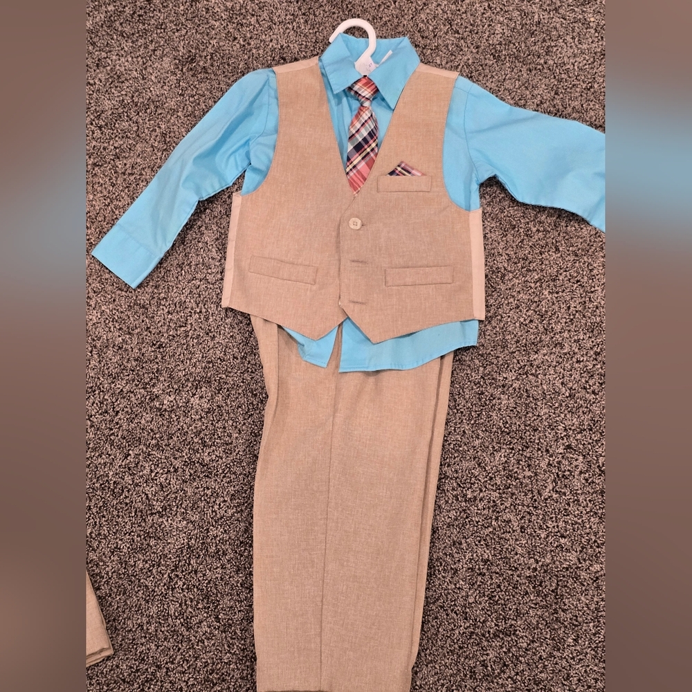Holiday Editions Tan and Blue Boys' 4 Piece Suit